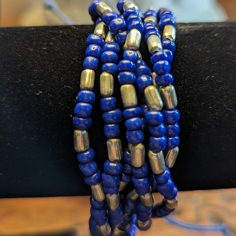 💙 Silver tone six strands blue glass beads adjustable bracelet 3" to 6"